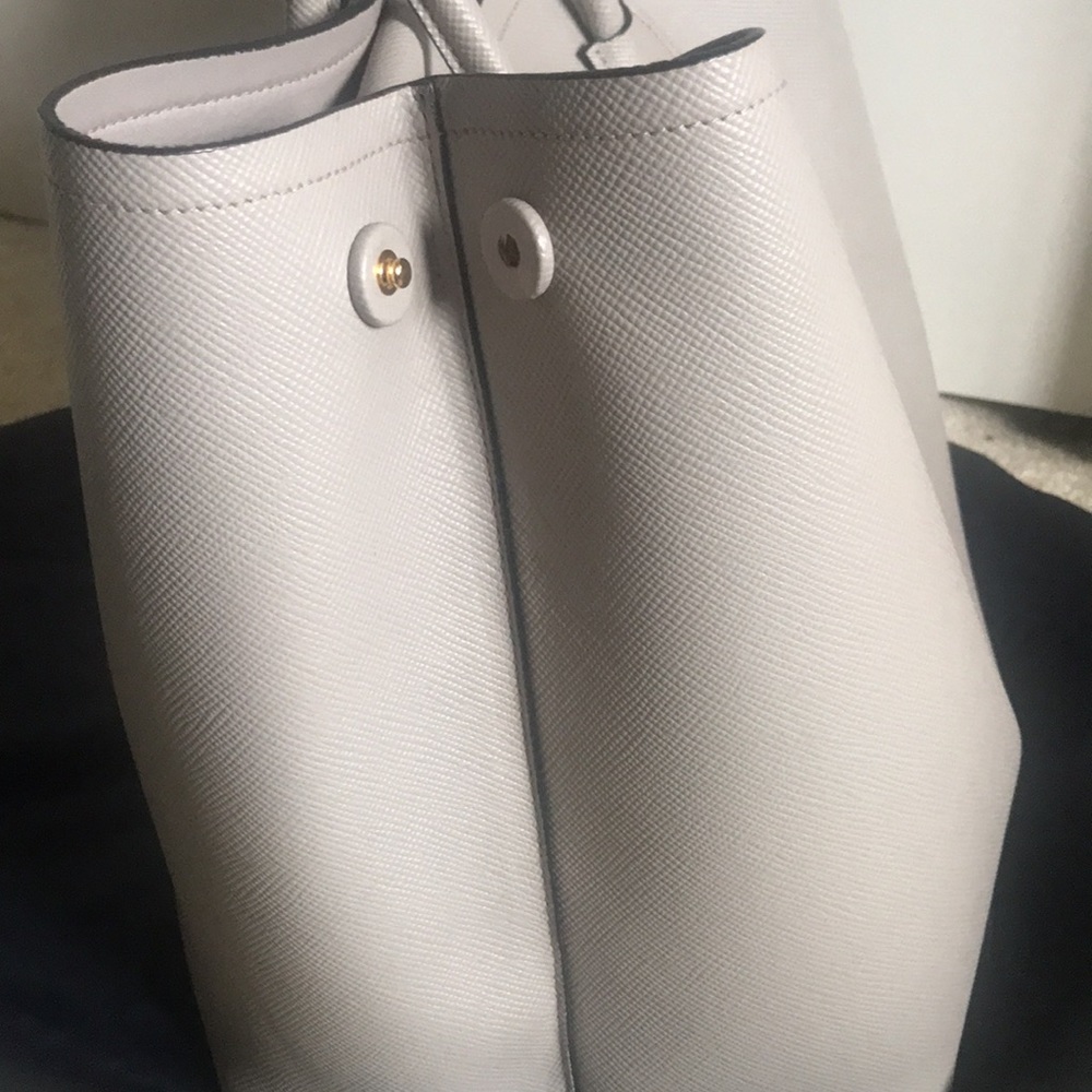 Prada bag.Authentic! - Picture 6 of 10